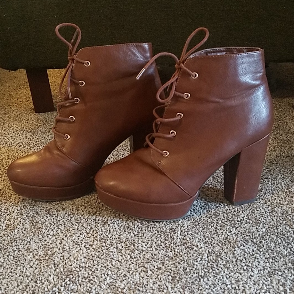 Mia Ankle Boots size 8